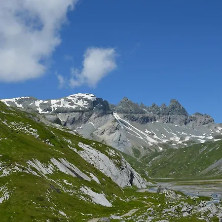 شقة La Riva Mit Berg- Und Seeblick