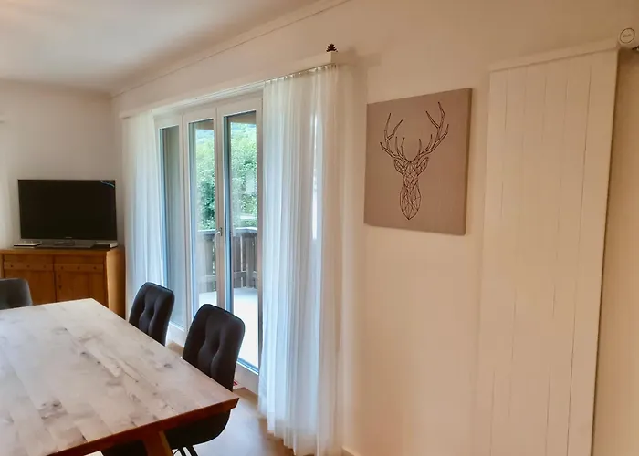 La Riva Mit Berg- Und Seeblick דירה