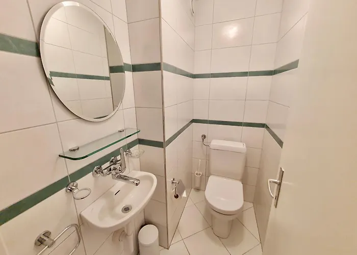 La Riva Mit Berg- Und Seeblick Appartamento Laax